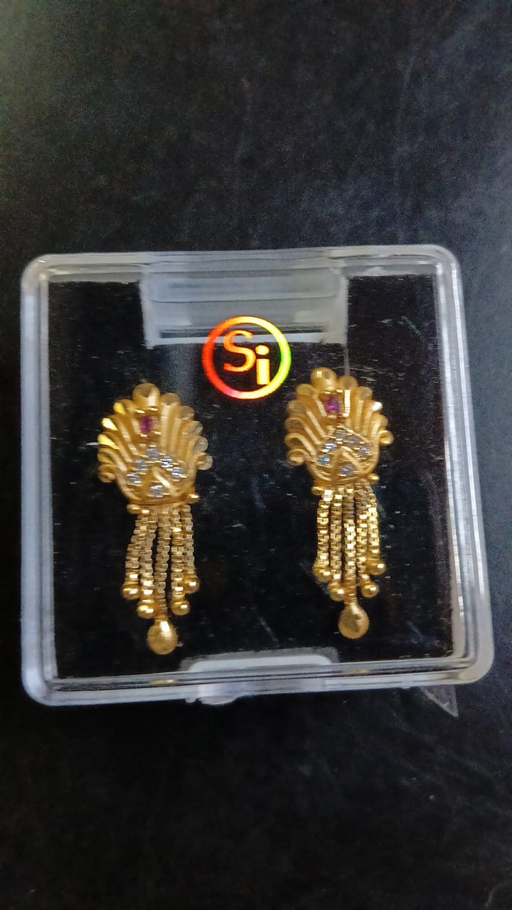 Lady Fancy Gold Ear Top Matte Finish with Diamonds