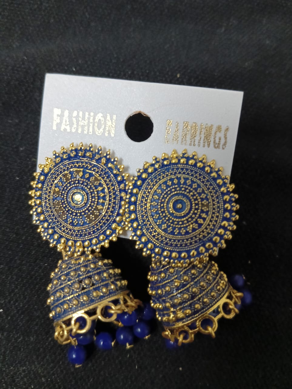 Women Trendy Fancy Ear Tops