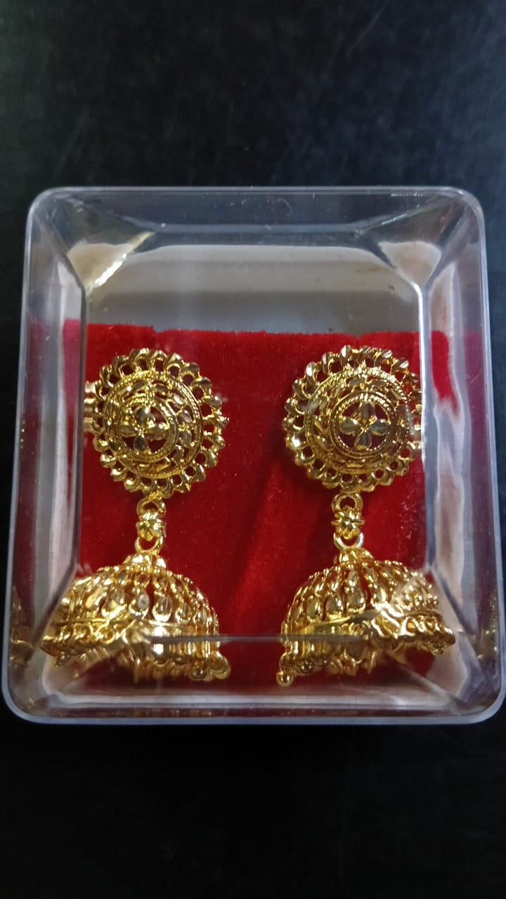 Lady Fancy Gold Ear Tops Multi Glossy Finish