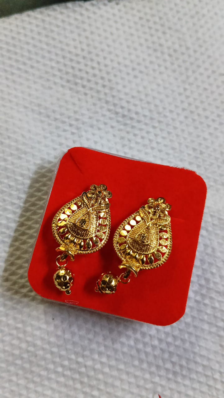 Lady Fancy Gold Ear Top Multi Designs