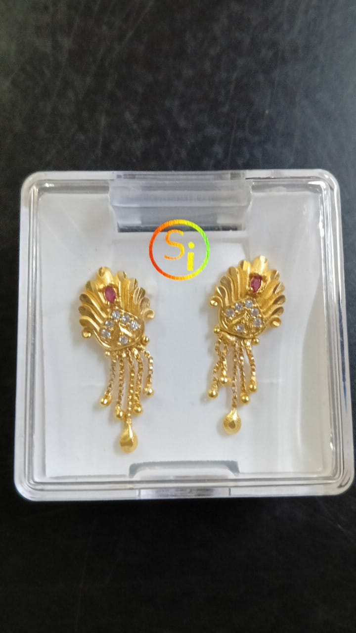 Lady Fancy Ear Tops Matt Finish With Diamonds Multi