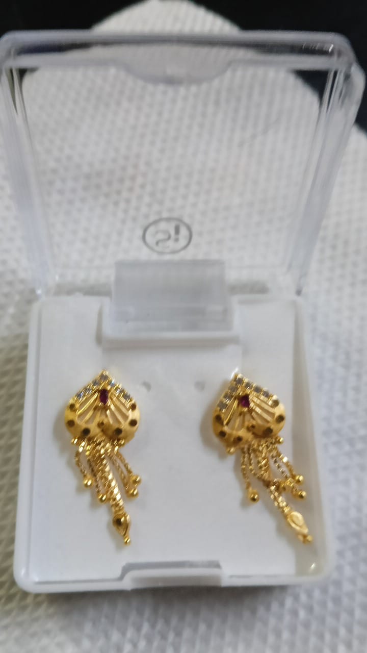 Lady Fancy Gold Ear Top Matte Finish with Diamonds