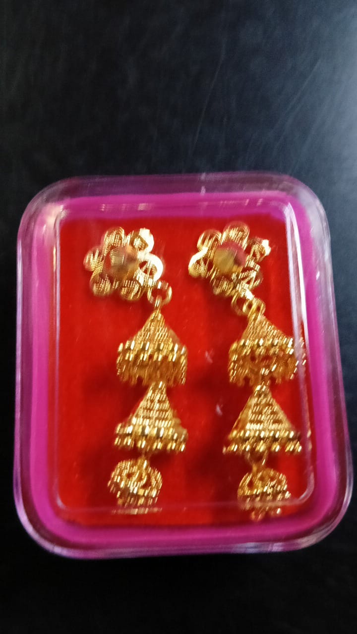 Lady Fancy Gold Ear Tops Multi Glossy Finish