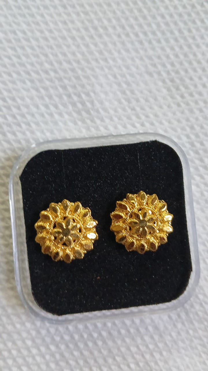 Lady Fancy Gold Ear Top Multi Designs