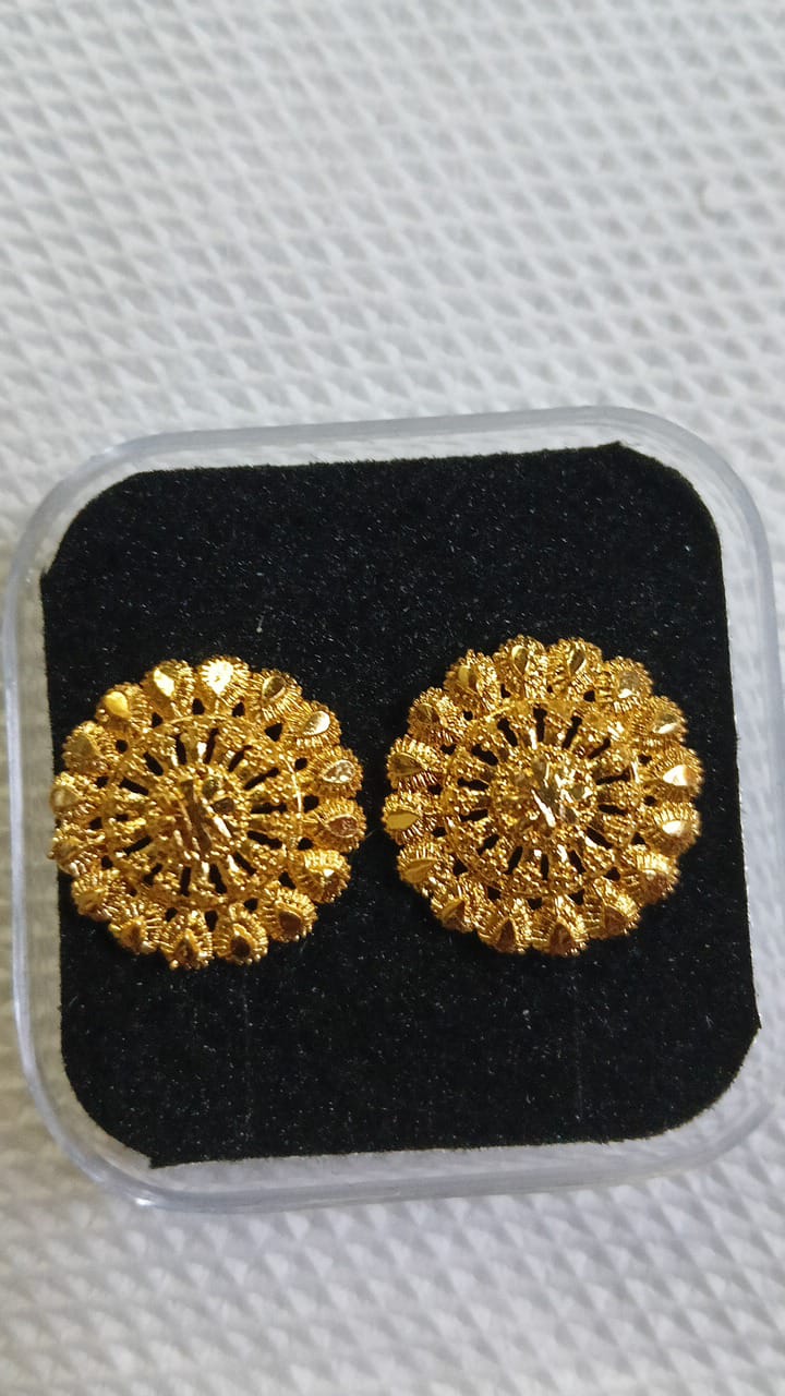 Lady Fancy Gold Ear Top Multi Designs