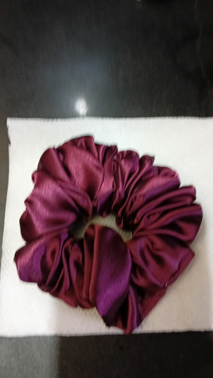 Women Hair & Hand Flower - Plain