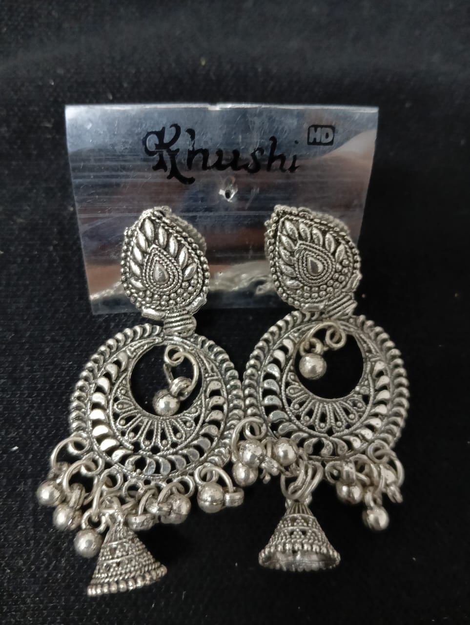 Women Trendy Fancy Ear Tops