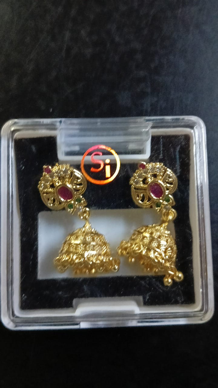 Lady Fancy Gold Ear Tops Multi Glossy Finish