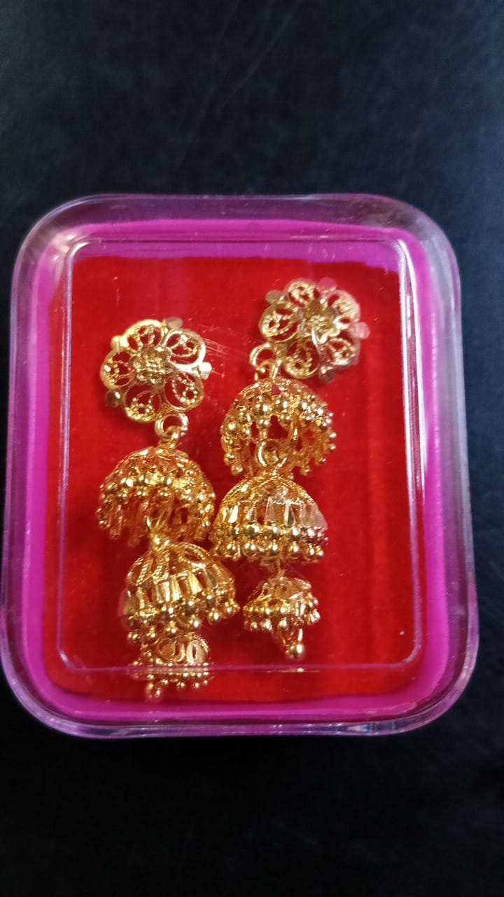 Lady Fancy Gold Ear Tops Multi Glossy Finish