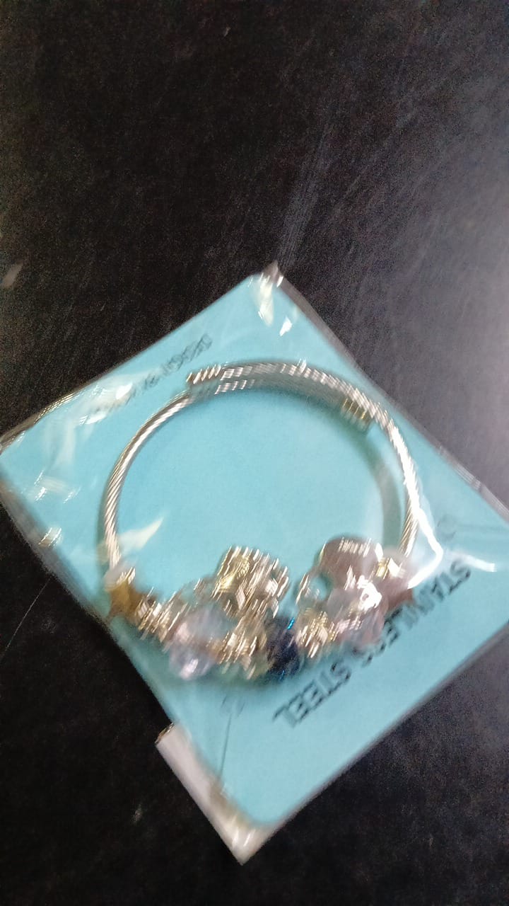 Lady Silm Chain Kundan Braclet 1Pc