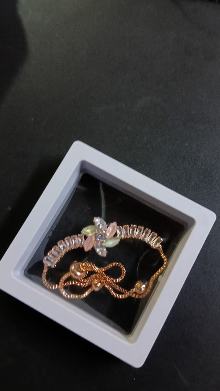 Lady Fancy Chain Slim Diamond Bacelet