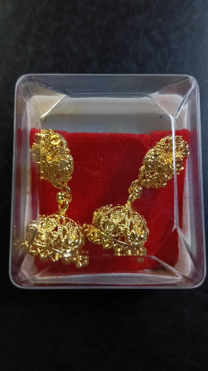 Lady Fancy Gold Ear Tops Multi Glossy Finish