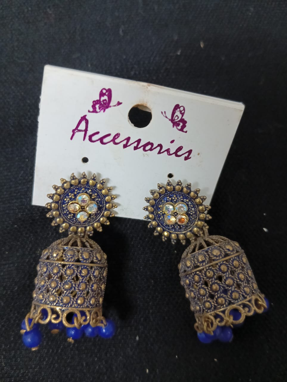 Women Trendy Fancy Ear Tops