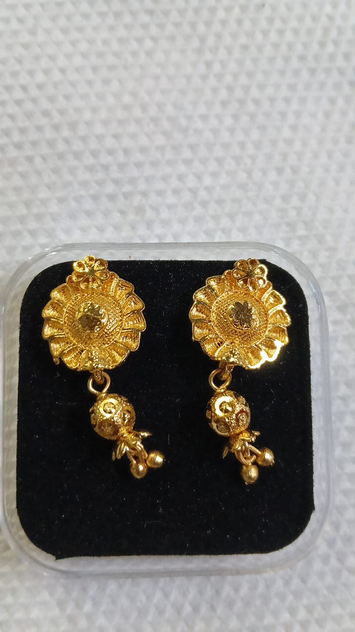 Lady Fancy Gold Ear Top Multi Designs