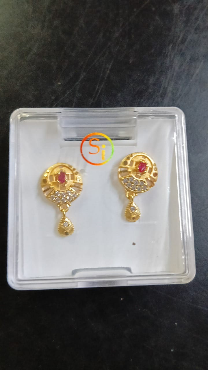 Lady Fancy Gold Ear Top Matte Finish with Diamonds