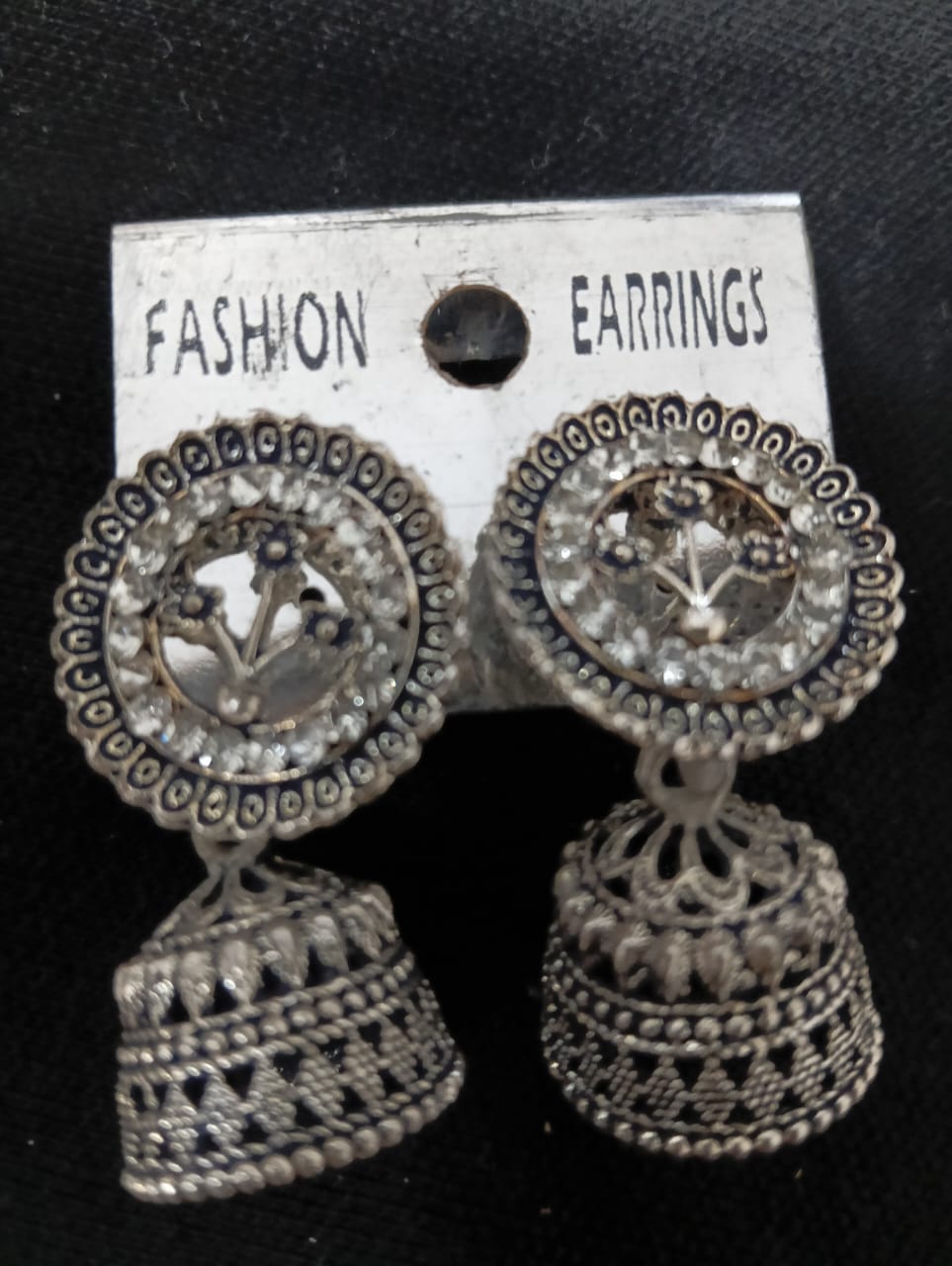 Women Trendy Fancy Ear Tops