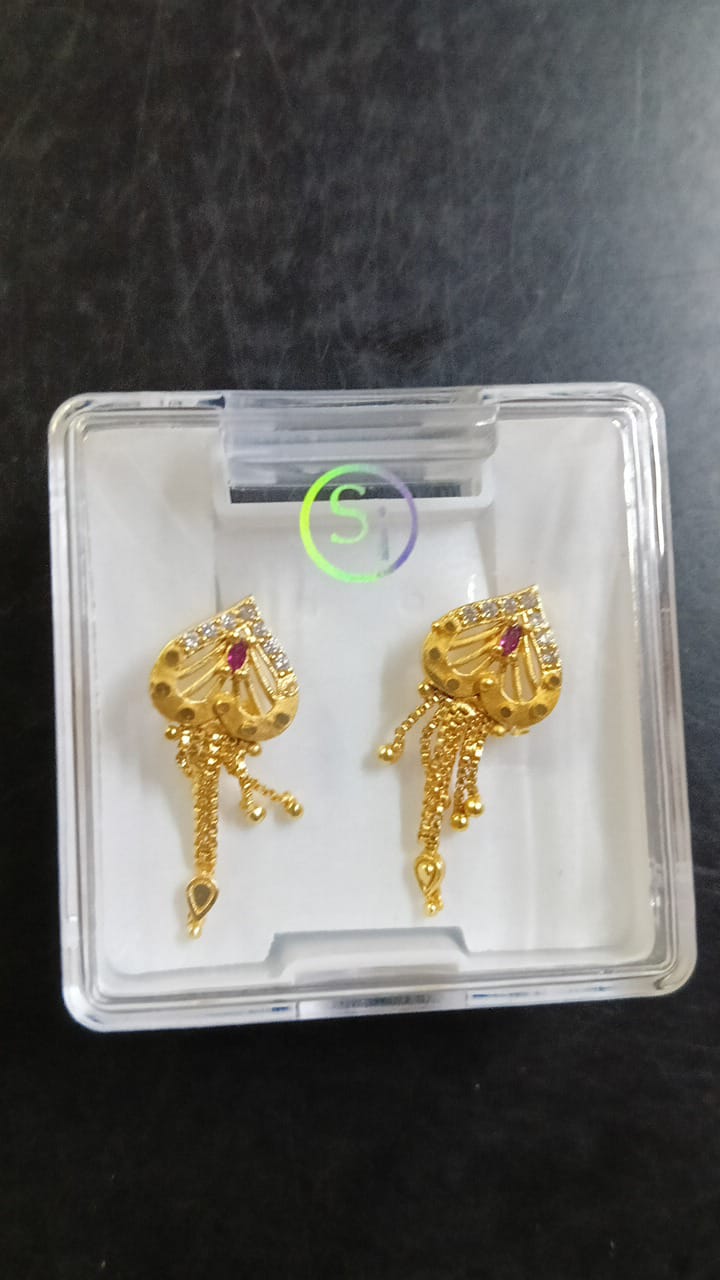 Lady Fancy Ear Tops Matt Finish With Diamonds Multi