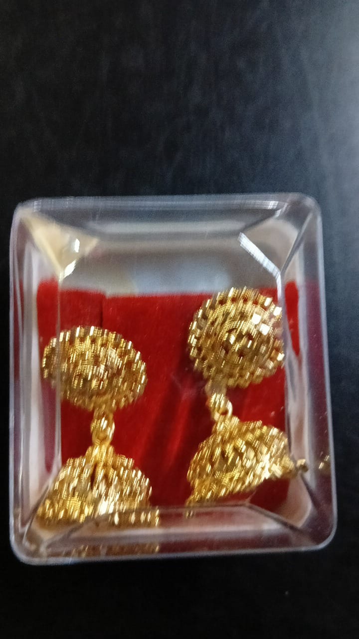 Lady Fancy Gold Ear Tops Multi Glossy Finish