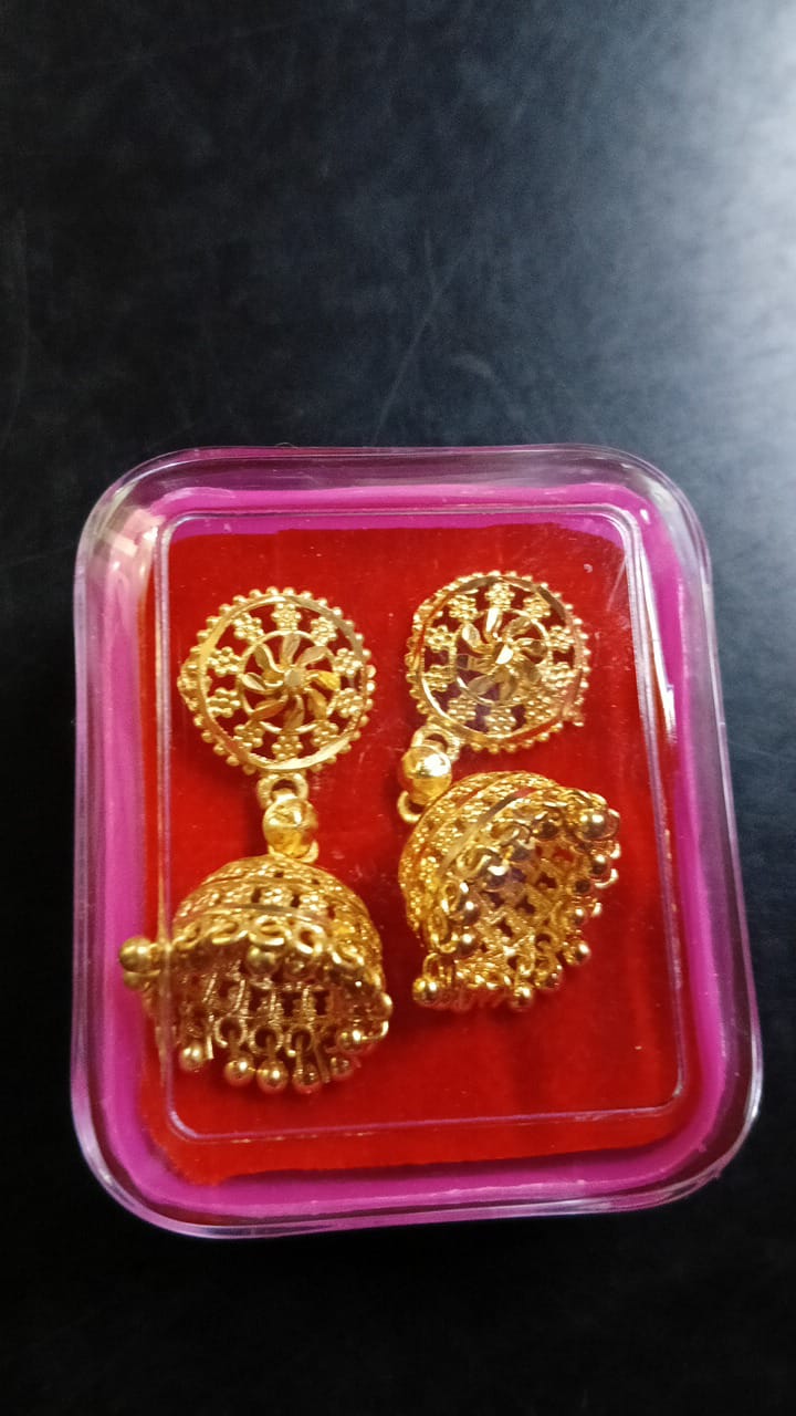 Lady Fancy Gold Ear Tops Multi Glossy Finish