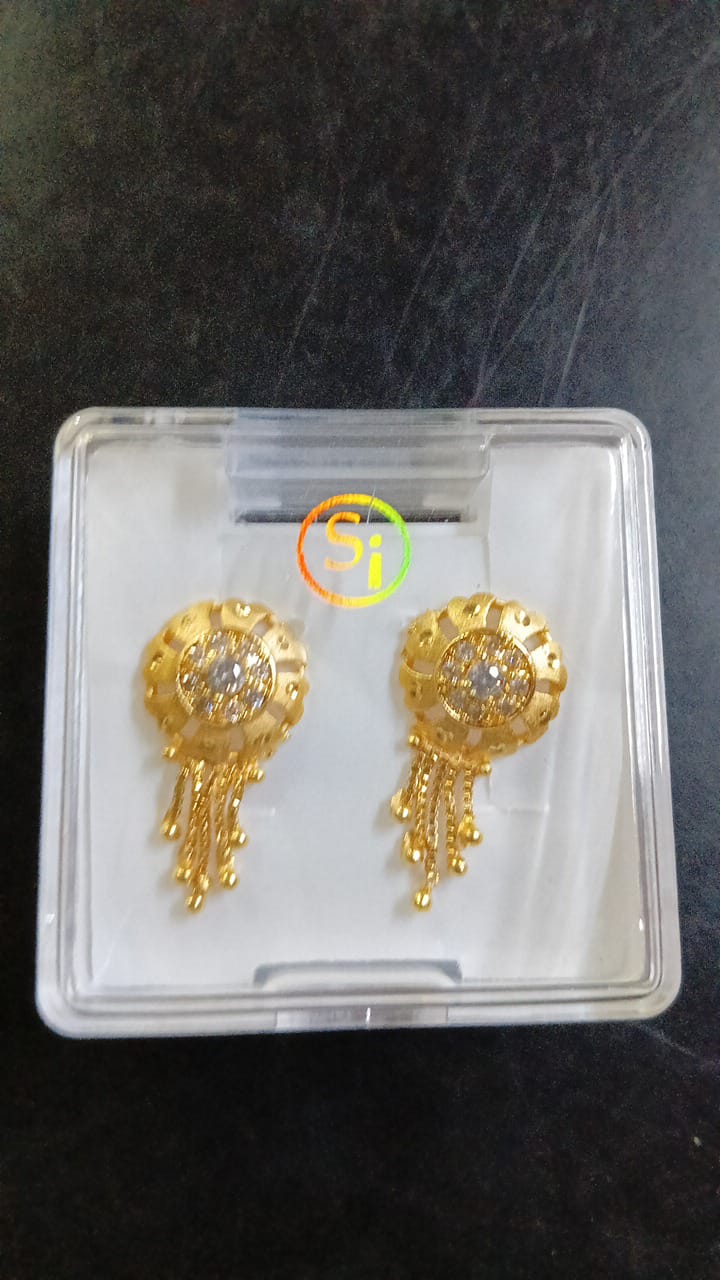 Lady Fancy Gold Ear Top Matte Finish with Diamonds