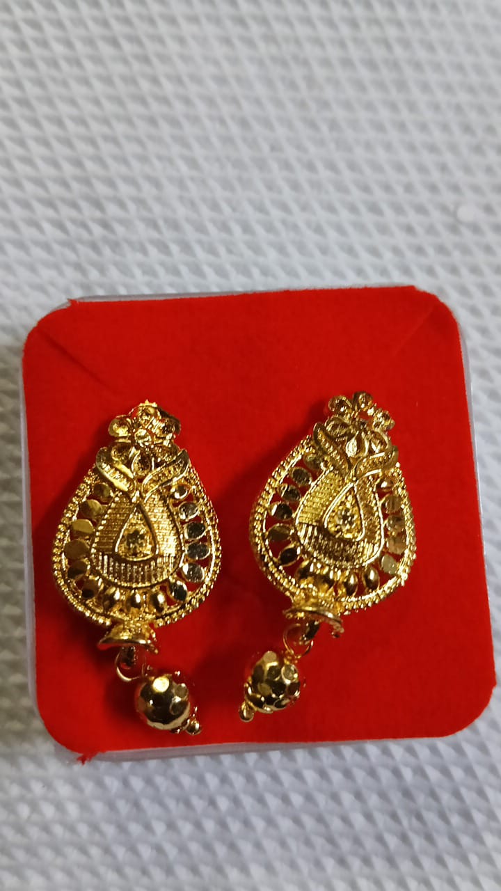 Lady Fancy Gold Ear Top Multi Designs