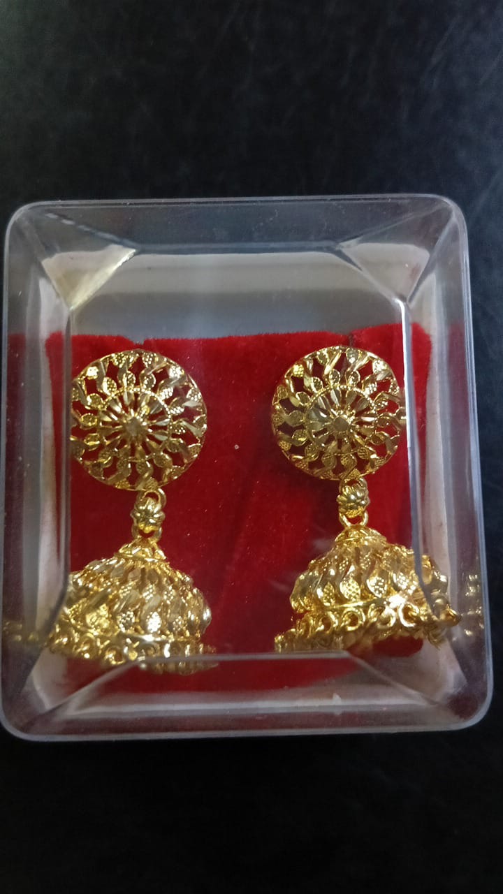 Lady Fancy Gold Ear Tops Multi Glossy Finish