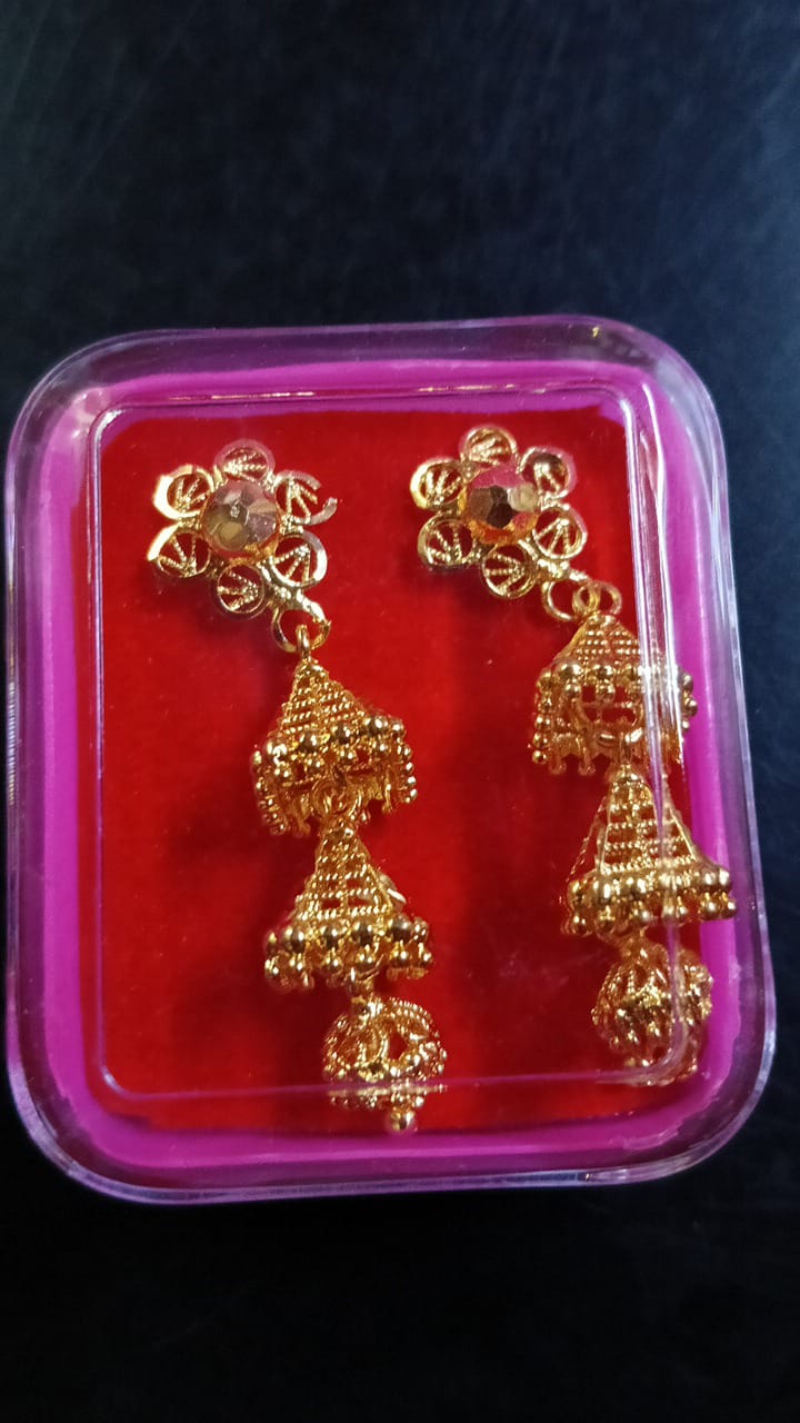 Lady Fancy Gold Ear Tops Multi Glossy Finish