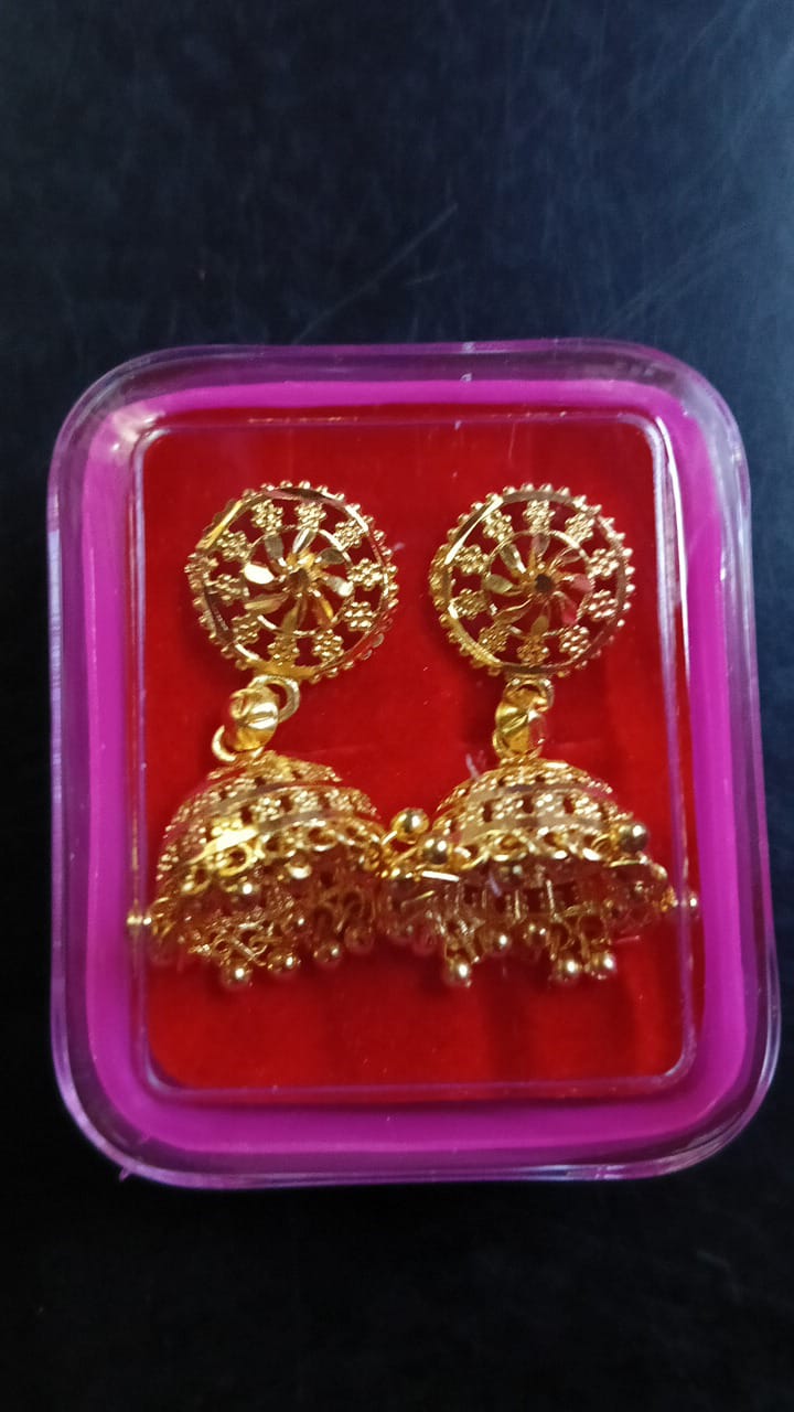 Lady Fancy Gold Ear Tops Multi Glossy Finish