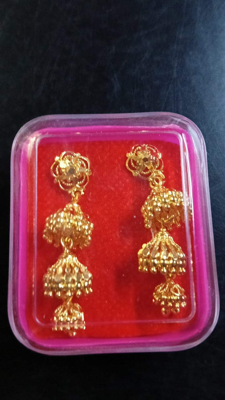 Lady Fancy Gold Ear Tops Multi Glossy Finish