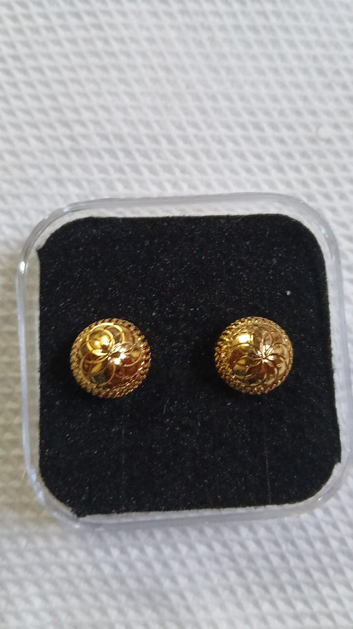 Lady Fancy Gold Ear Top Multi Designs