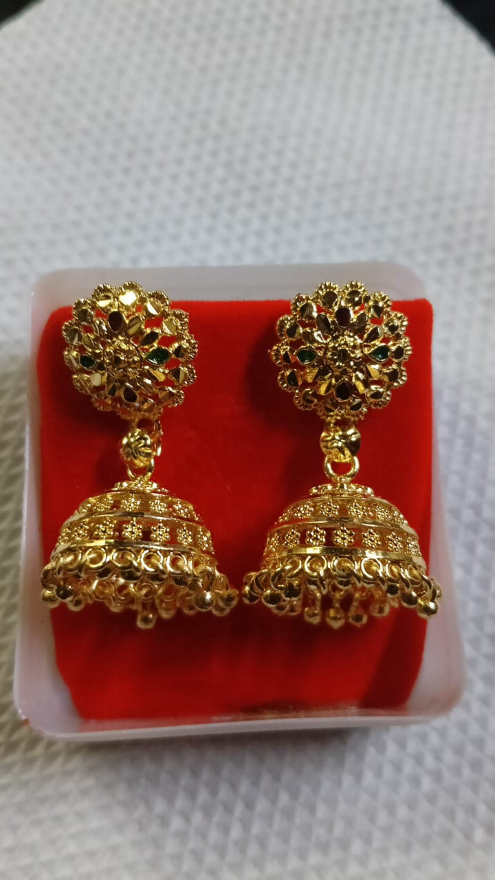 Lady Fancy Gold Ear Top Glossy Finish with Diamonds