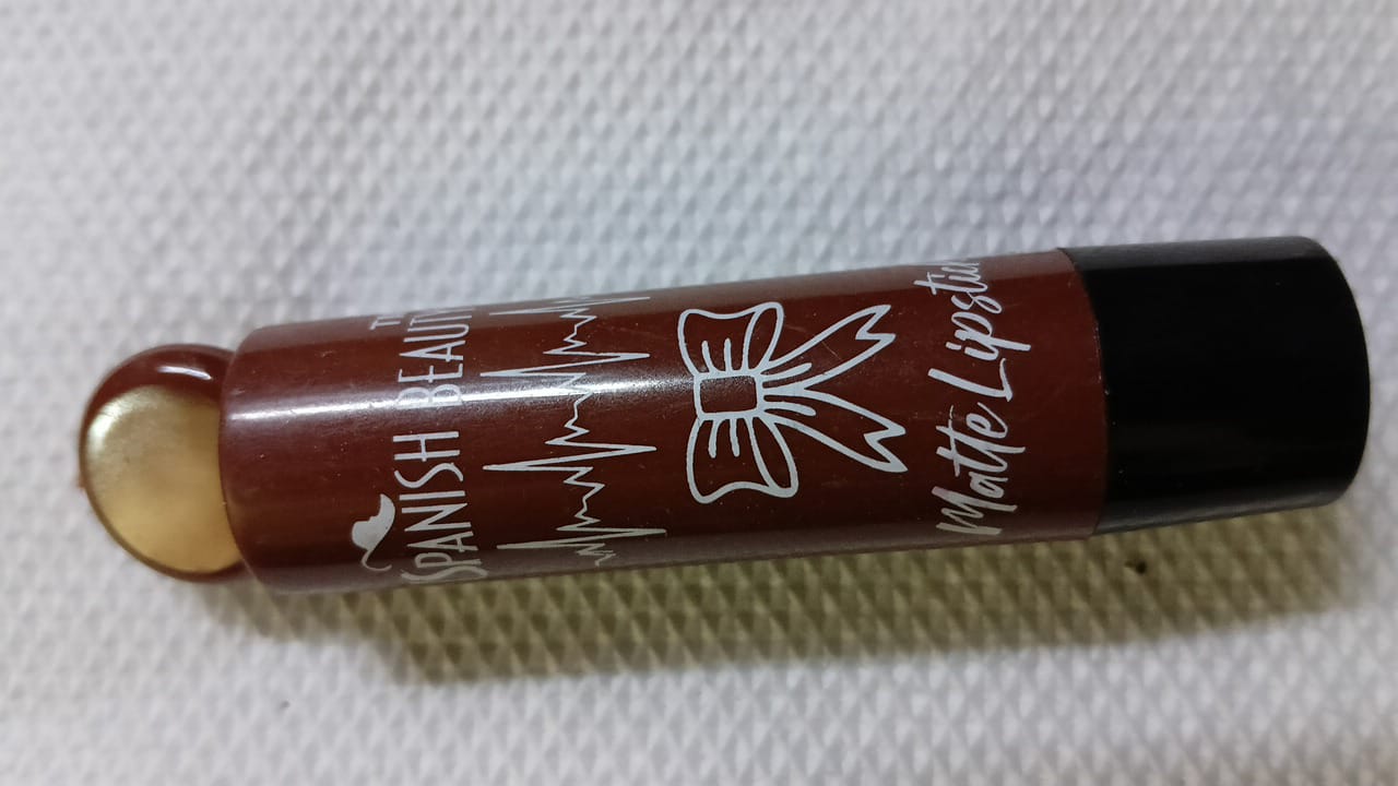 Women Lipistik-Spanish
