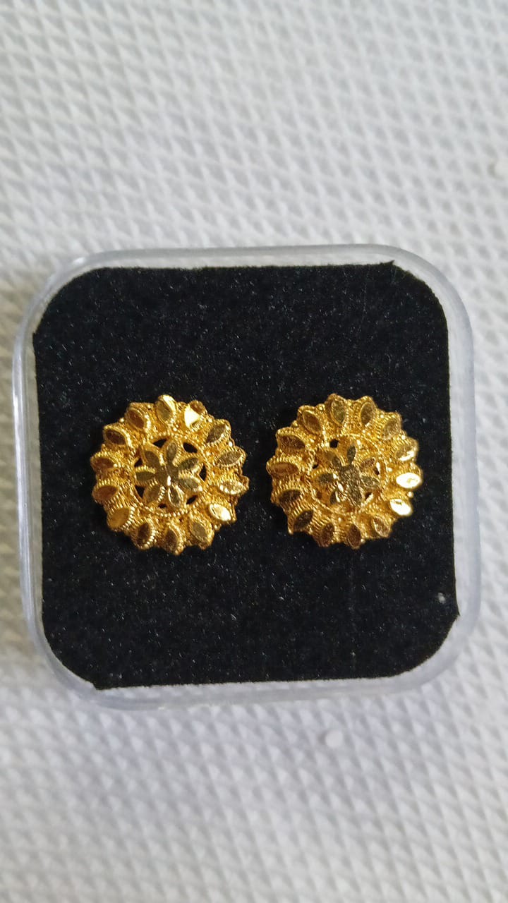 Lady Fancy Gold Ear Top Multi Designs
