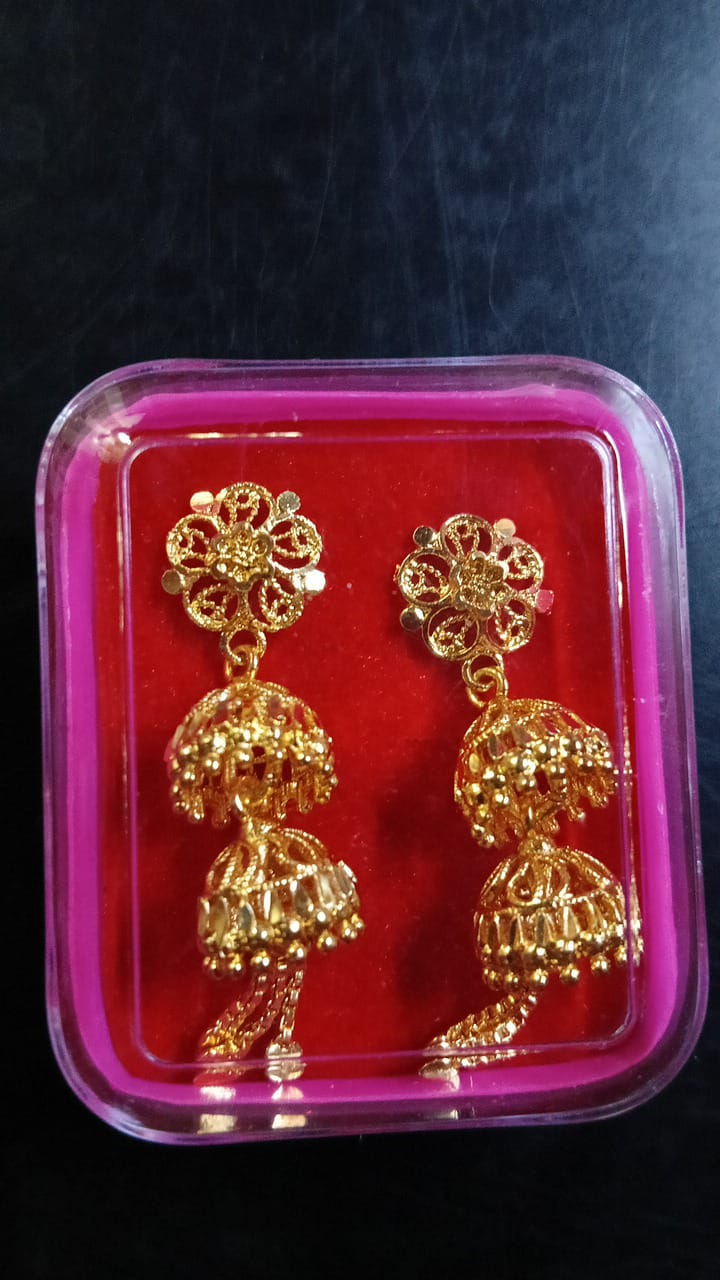 Lady Fancy Gold Ear Tops Multi Glossy Finish