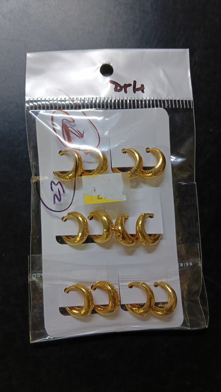 Fancy Gold Ear Ring For He & She 1 PAIR