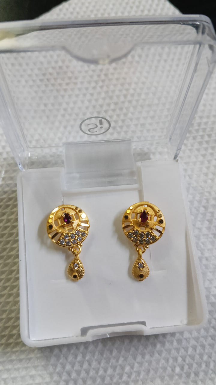 Lady Fancy Gold Ear Top Matte Finish with Diamonds