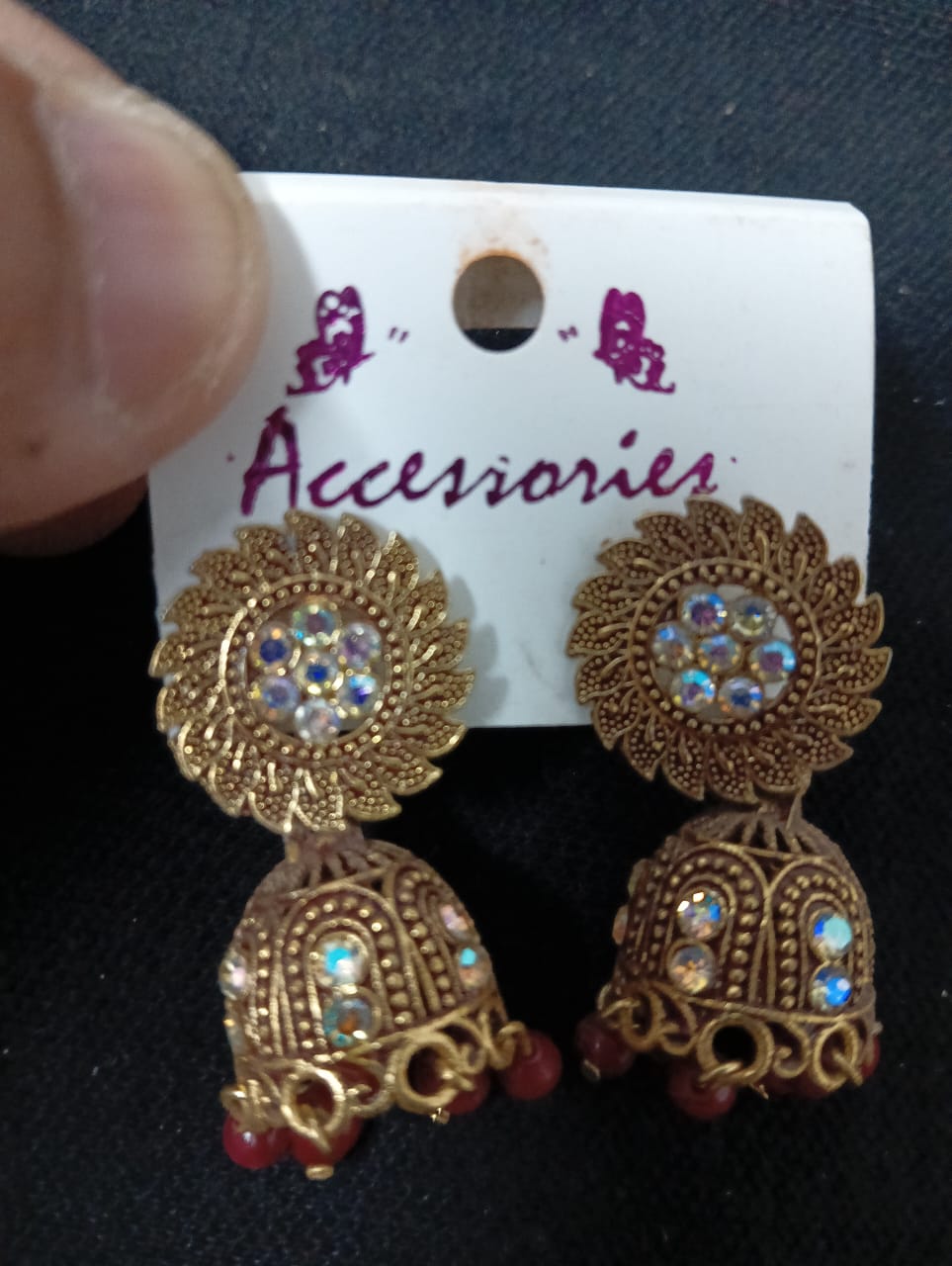 Women Trendy Fancy Ear Tops