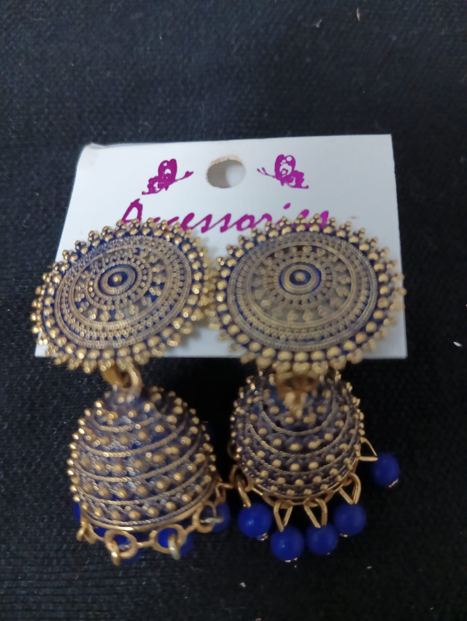 Women Trendy Fancy Ear Tops